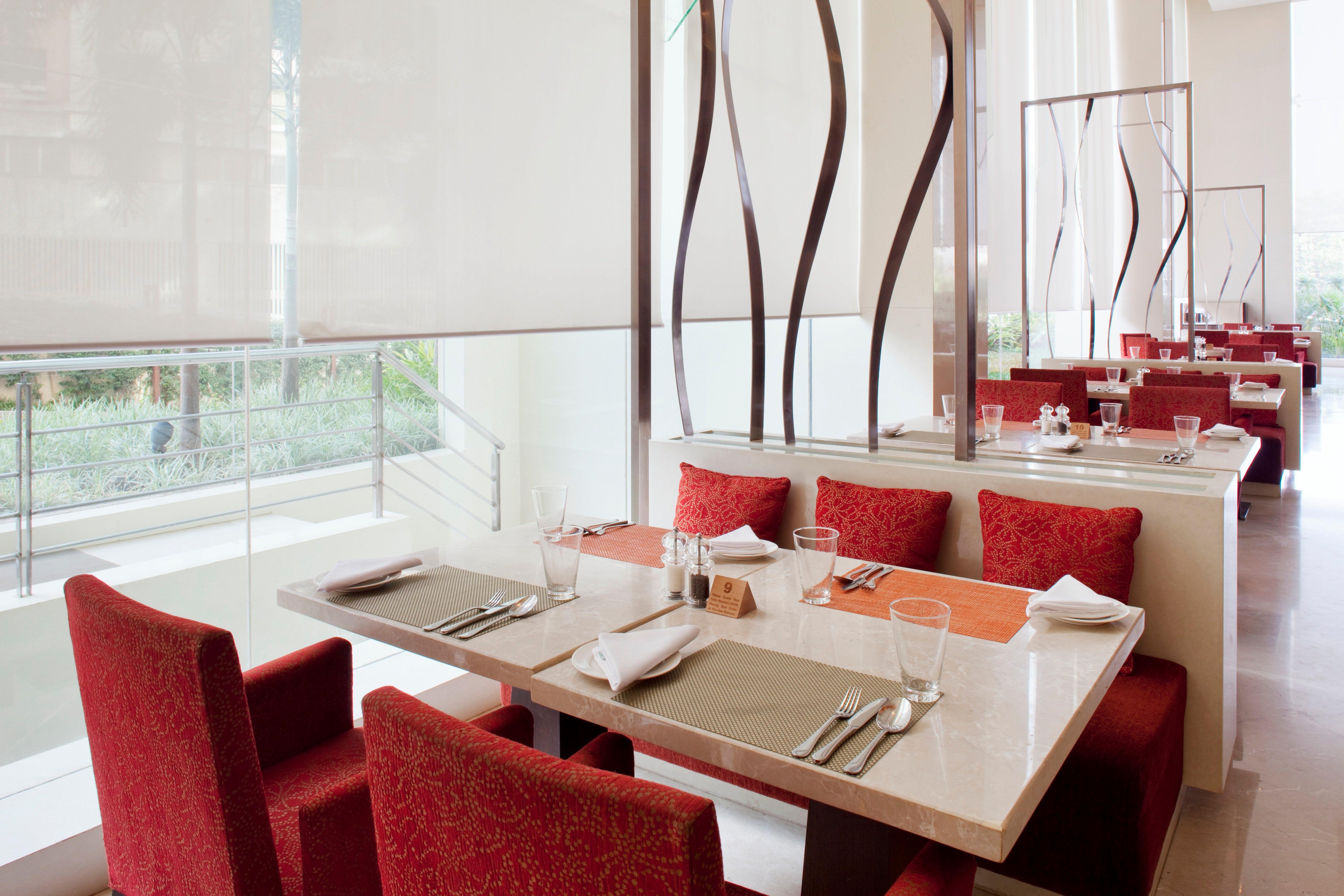 Holiday Inn Mumbai International Airport By Ihg Létesítmények fotó The restaurant