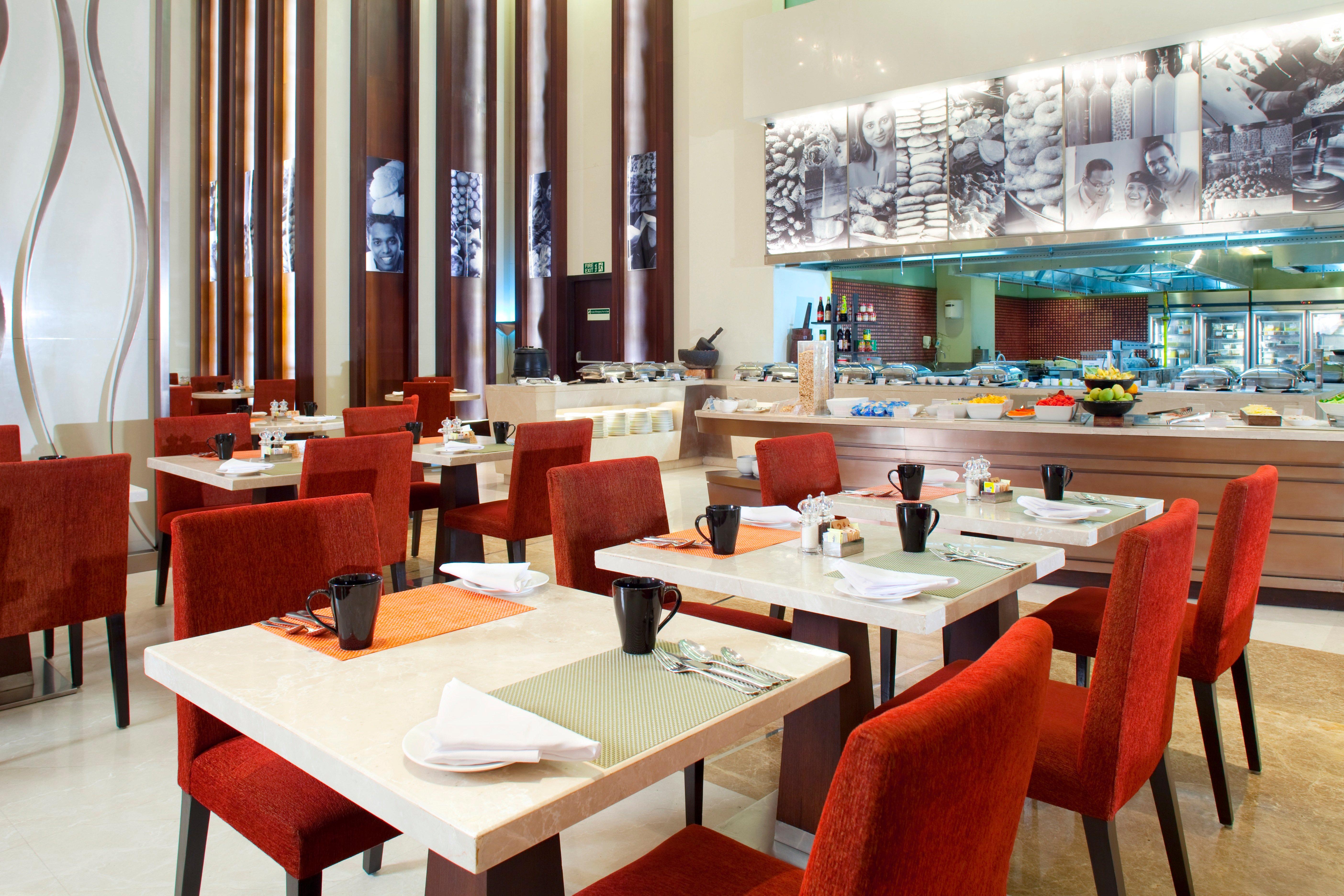 Holiday Inn Mumbai International Airport By Ihg Kültér fotó The restaurant
